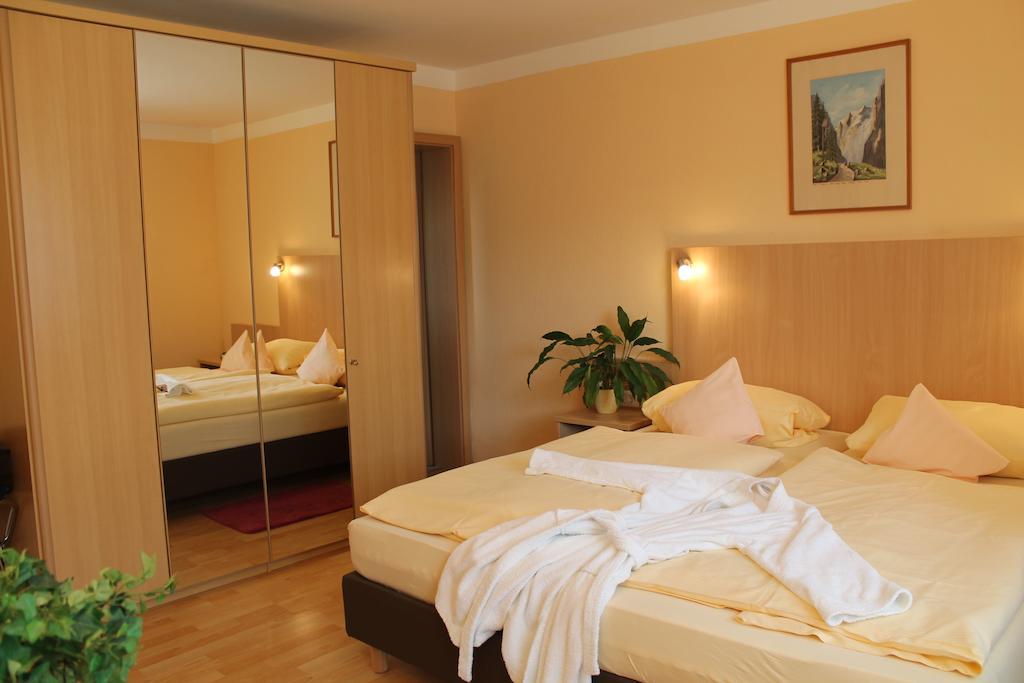 Hotel Brigitte Bad Krozingen Zewnętrze zdjęcie