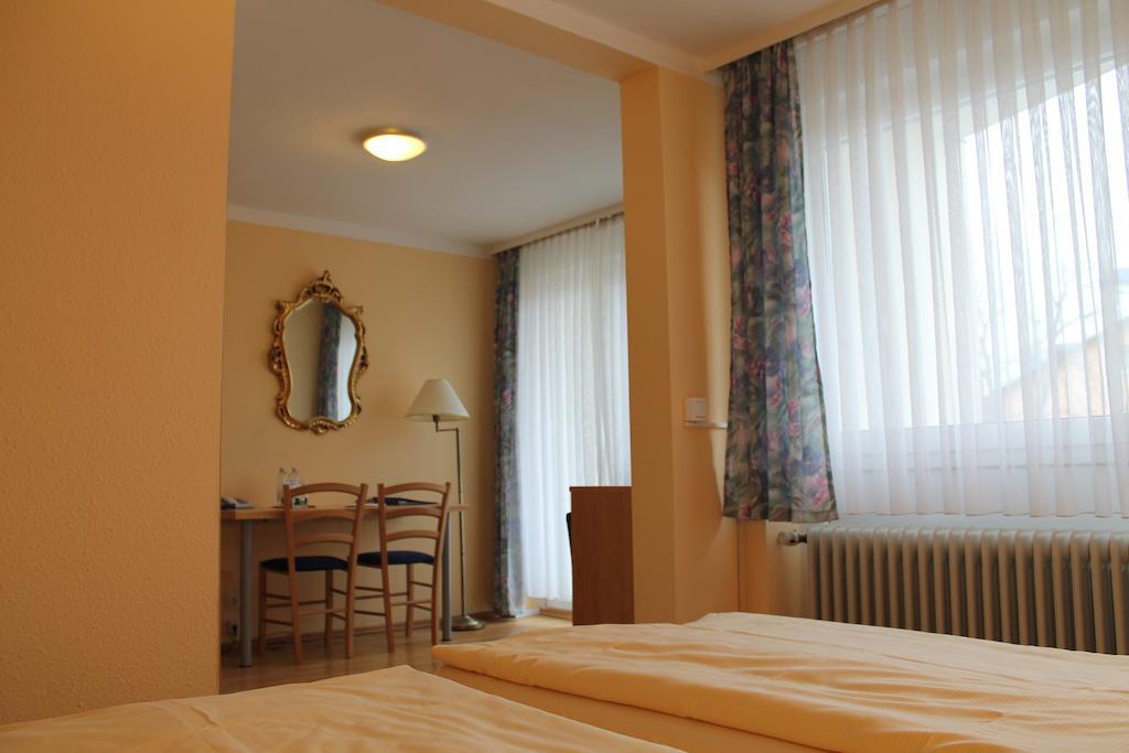 Hotel Brigitte Bad Krozingen Pokój zdjęcie