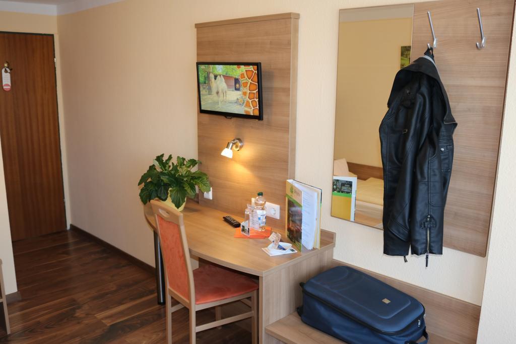 Hotel Brigitte Bad Krozingen Zewnętrze zdjęcie